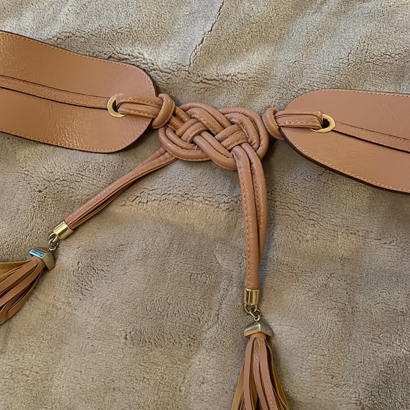 BCBG MaxAzria beige belt - Picture 2 of 7